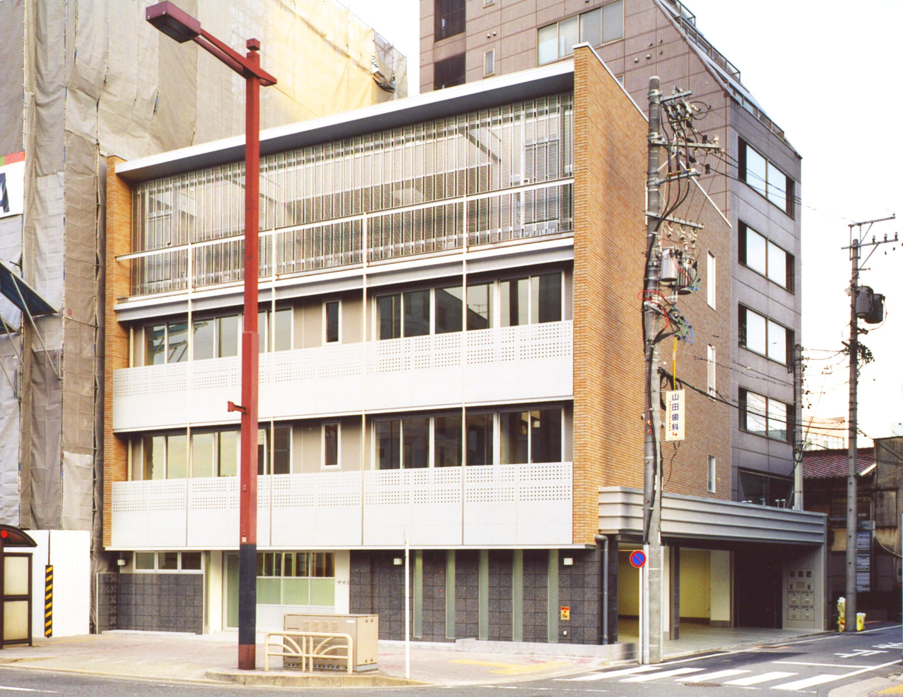 名古屋桜通の事務所ビル